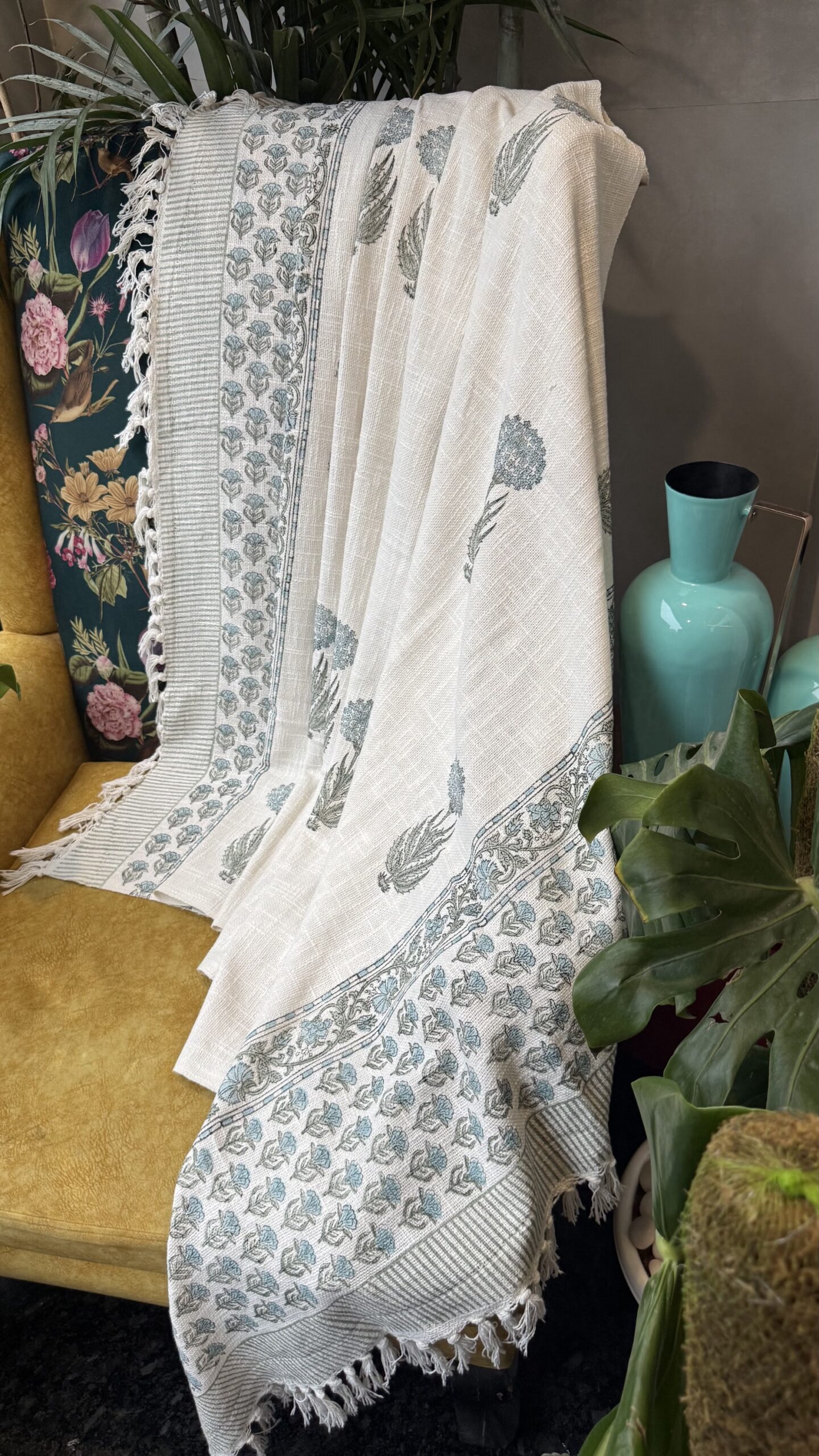 SOFA THROW (60 × 90) - Image 3